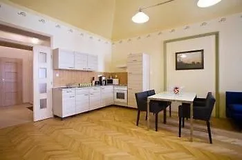 Velvet Old Town 3* פראג