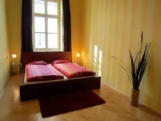 Velvet Old Town فندق براغ