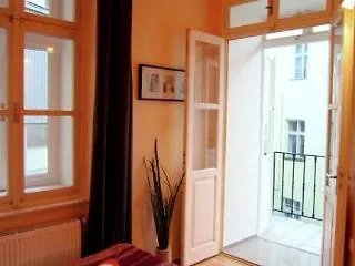 فندق Velvet Old Town براغ